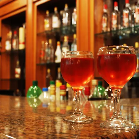 Admiral De Luxe Hotel 2*