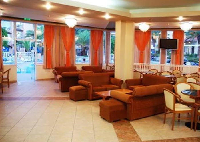 Admiral De Luxe Hotell