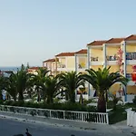 Admiral De Luxe Hotel 2*