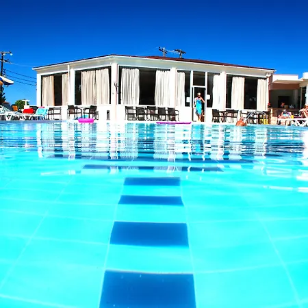 Admiral De Luxe Otel 2*